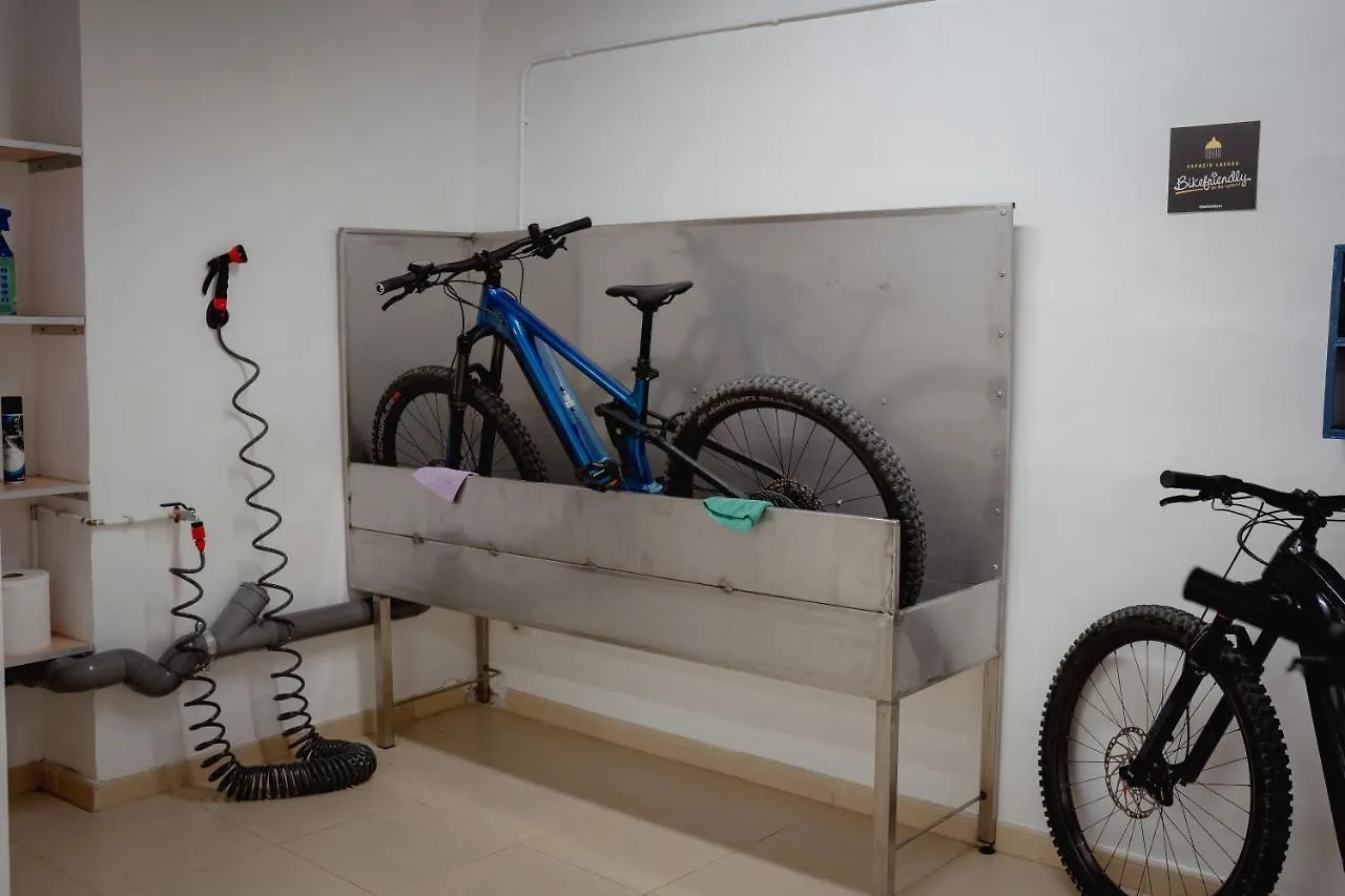 Apartaments Ca L'Albert Pobla de Segur 0*,  Spain